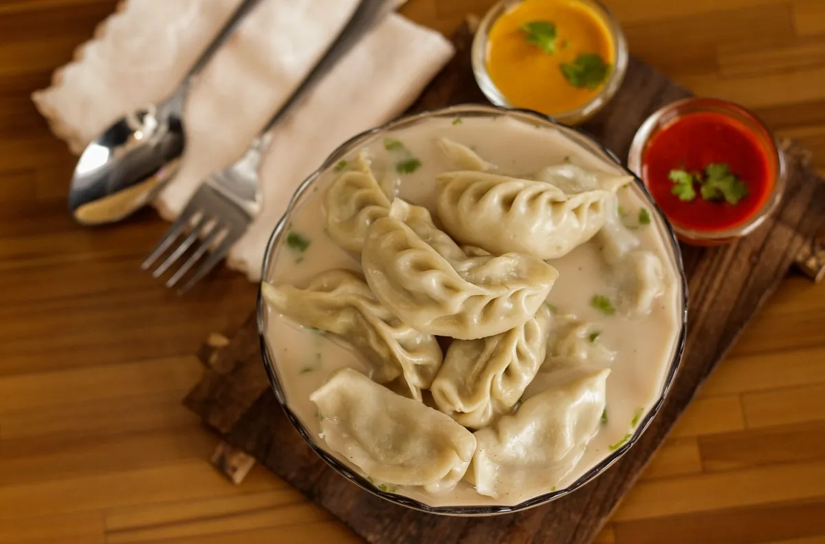 Momo Ghar